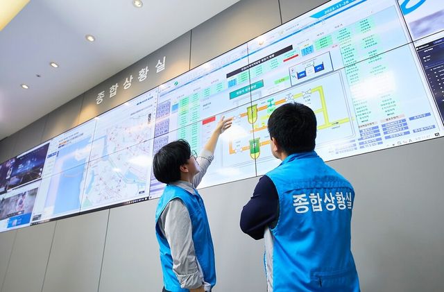 창립 70주년을 맞이한 국내 최대 도시가스 기업 삼천리가 고객이 안전하고 편리하게 도시가스를 이용할 수 있는 에너지 사용환경을 조성하는 데 앞장서고 있다./삼천리