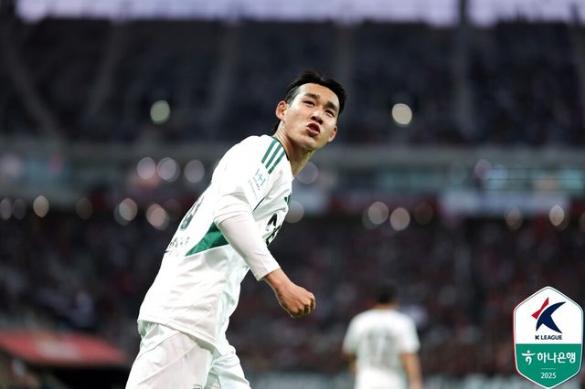 올 시즌 첫 골을 신고한 프로축구 K리그1(1부) 전북 현대 송민규. /한국프로축구연맹 제공