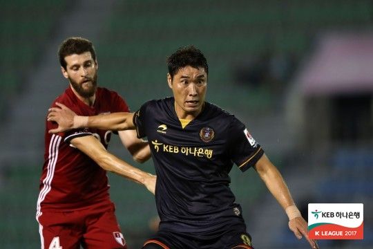 정성훈은 2017년 부천FC 1995에서 현역 생활을 마쳤다. /한국프로축구연맹 제공