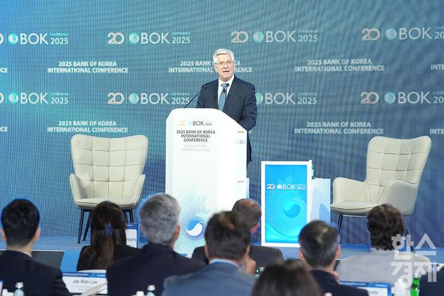 크리스토퍼 월러 연준 이사가 2일 오전 서울 중구 한국은행에서 열린 2025 BOK 국제컨퍼런스에 참석해 기조연설을 하고 있다. / 최대성 기자 dpdaesung@sporbiz.co.kr 2025.06.02.&nbsp;