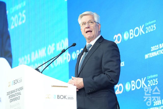 크리스토퍼 월러 연준 이사가 2일 오전 서울 중구 한국은행에서 열린 2025 BOK 국제컨퍼런스에 참석해 기조연설을 하고 있다. / 최대성 기자 dpdaesung@sporbiz.co.kr 2025.06.02.&nbsp;