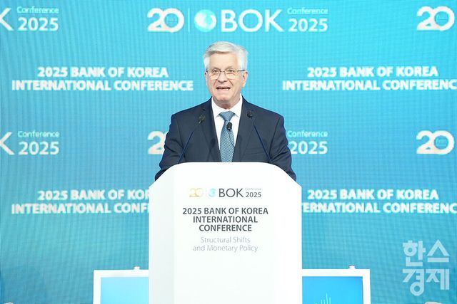 크리스토퍼 월러 연준 이사가 2일 오전 서울 중구 한국은행에서 열린 2025 BOK 국제컨퍼런스에 참석해 기조연설을 하고 있다. / 최대성 기자 dpdaesung@sporbiz.co.kr 2025.06.02.&nbsp;
