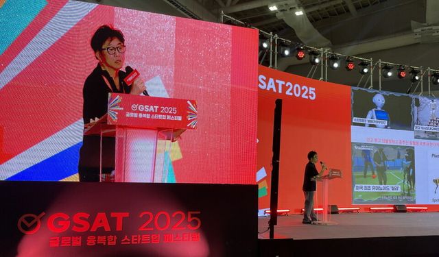 GSAT 2025서 발표하고 있는 문지은 스타벤처스 대표./스타벤처스