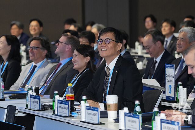 이창용 한국은행 총재가 2일 오전 서울 중구 한국은행에서 열린 2025 BOK 국제컨퍼런스에 참석하고 있다. / 최대성 기자 dpdaesung@sporbiz.co.kr 2025.06.02.&nbsp;