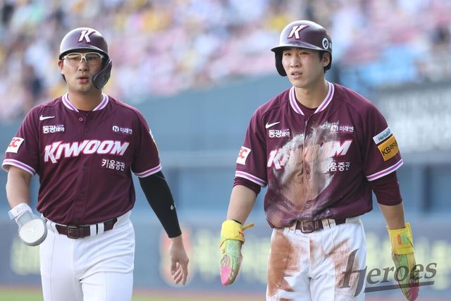 프로야구 키움 히어로즈가 10일 잠실야구장에서 열린 2025 신한 SOL뱅크 KBO리그 LG 트윈스 원정 경기서 4-3&nbsp;승리를 거뒀다. /키움 제공