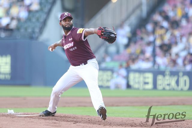 프로야구 키움 히어로즈가 10일 잠실야구장에서 열린 2025 신한 SOL뱅크 KBO리그 LG 트윈스 원정 경기서 4-3&nbsp;승리를 거뒀다. /키움 제공