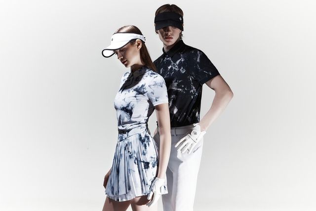 레노마골프 아이스무빙시리즈 마블 패턴 티셔츠. /레노마골프 제공