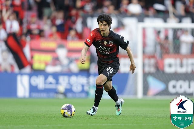 프로축구 K리그1(1부) 포항 스틸러스 데뷔전을 치른 기성용. /한국프로축구연맹 제공