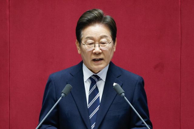 이재명 대통령이 26일 서울 여의도 국회 본회의장에서 정부의 2차 추가경정예산안 제출과 관련해 첫 시정연설을 하고 있다. 사진=연합뉴스