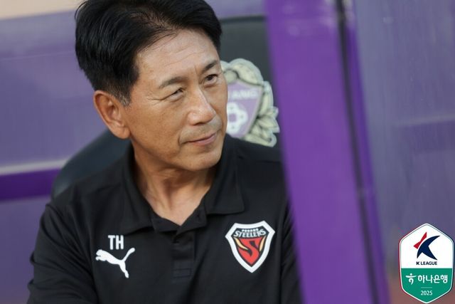 프로축구 K리그1(1부) 포항 스틸러스의 사령탑 박태하 감독. /한국프로축구연맹 제공