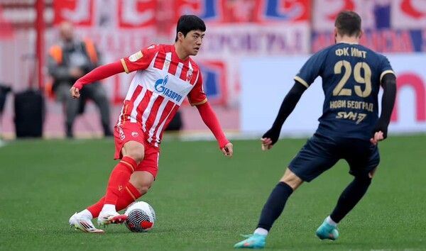 즈베즈다 설영우(왼쪽). /구단 페이스북