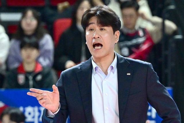 김종민 한국도로공사 감독. /한국배구연맹 제공