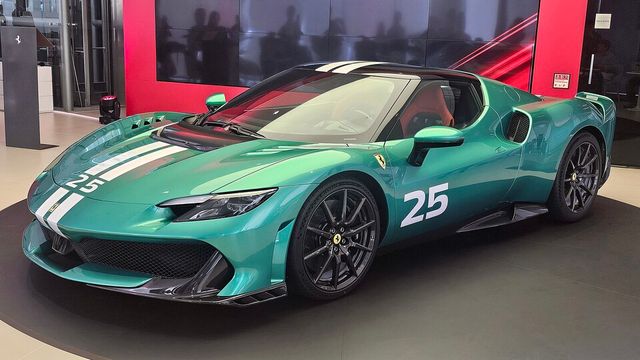 페라리 '296 스페치알레'의 외관./곽호준 기자