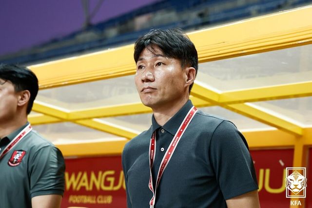 프로축구 K리그2(2부) 부천FC의 사령탑 이영민 감독. /KFA 제공