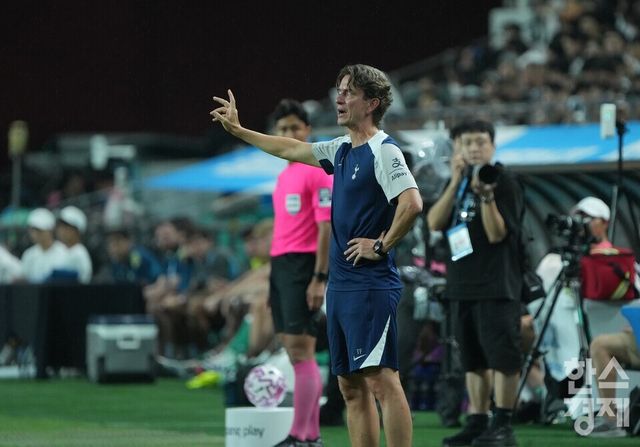 토마스 프랑크 토트넘 홋스퍼 감독. /최대성 기자