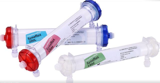 시노펙스가 국산화에 성공한 인공신장기용 혈액여과기./시노펙스