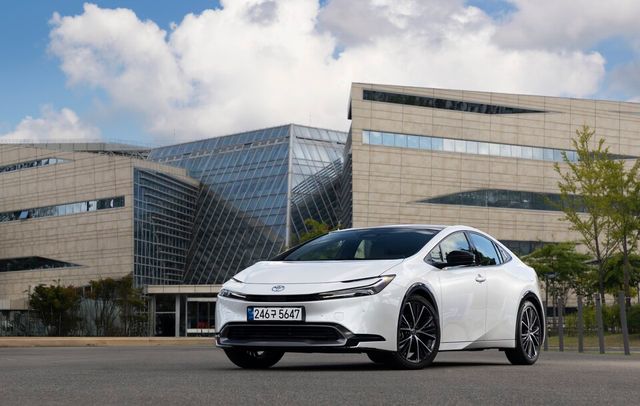 토요타 '프리우스 AWD XLE'의 외관./ 토요타 코리아