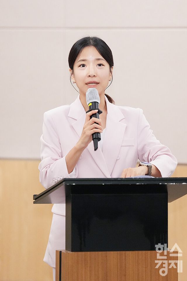 조원희 법무법인 디엘지 대표 변호사가 15일 오전 서울 여의도 FKI타워에서 열린 ‘2025 글로벌 블록체인 포럼’에 참석해 '스테이블코인과 법률 제개정 현황'을 주제로 강연하고 있다. /최대성 기자 dpdaesung@sporbiz.co.kr 2025.09.15.