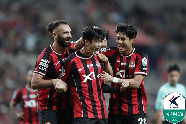 프로축구 K리그1(1부) FC서울은&nbsp;13일 서울월드컵경기장에서 열린 하나은행 K리그1 2025 30라운드 광주FC와 홈 경기서 3-0 승리를 거뒀다. /한국프로축구연맹 제공