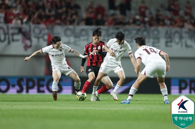 프로축구 K리그1(1부) FC서울은&nbsp;13일 서울월드컵경기장에서 열린 하나은행 K리그1 2025 30라운드 광주FC와 홈 경기서 3-0 승리를 거뒀다. /한국프로축구연맹 제공