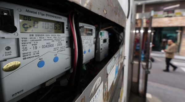 서울시내 한 건물에 부착된 전기 계량기/연합뉴스