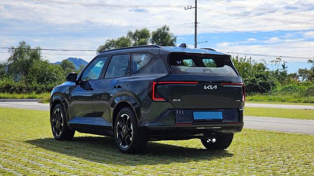 더 기아 'EV5'의 외관./ 곽호준 기자