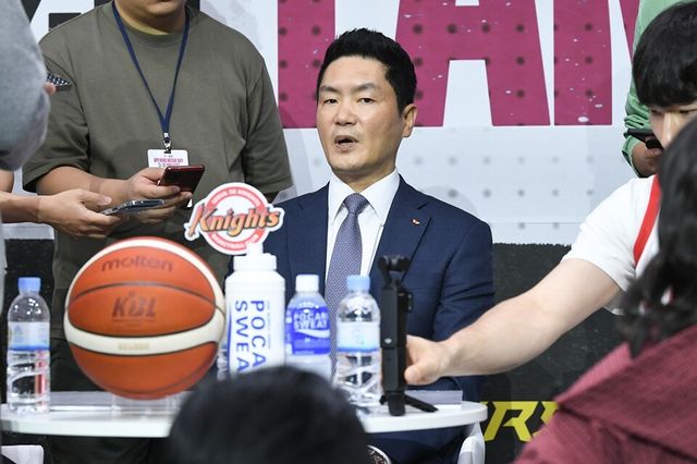 전희철 감독. /KBL 제공