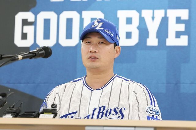 오승환이 은퇴 기자회견에서 발언하고 있다. /삼성 라이온즈 제공