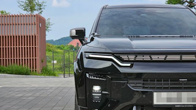 KG모빌리티 '액티언 하이브리드'의 전면./ 곽호준 기자