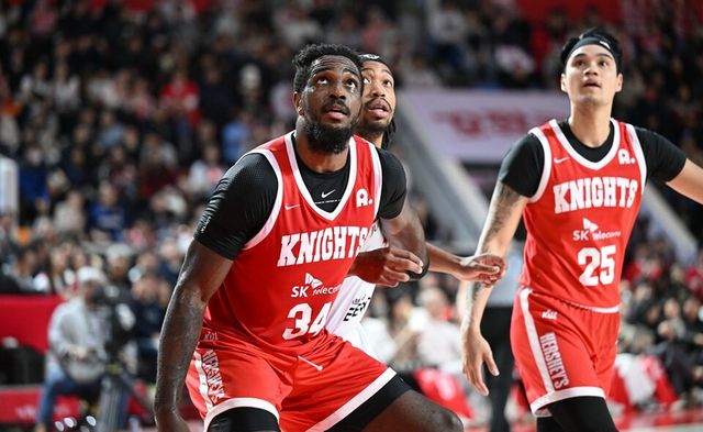 워니가 경기에 집중하고 있다. /KBL 제공