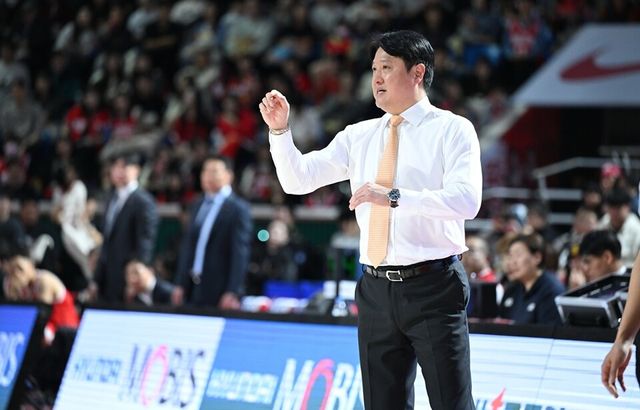 문경은 KT 감독. /KBL 제공
