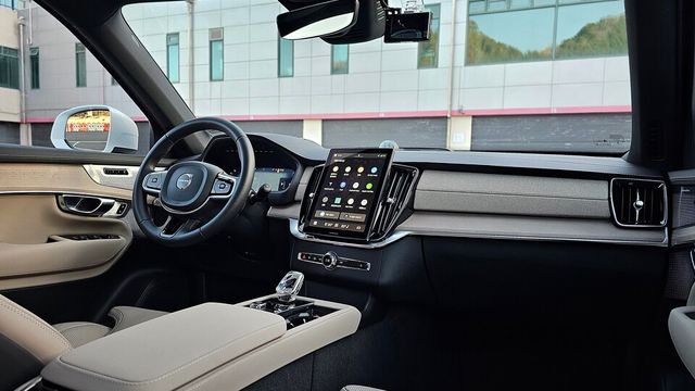 볼보 'XC90'의 실내./곽호준 기자