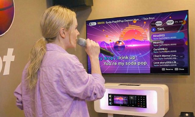 노래방이 외국인 관광객에게 K팝 문화를 체험하는 대표적인 관광 코스로 주목받고 있다./티제이미디어