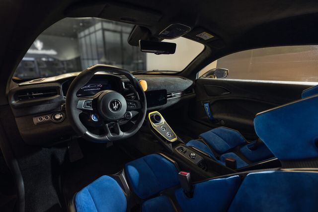 마세라티 'GT2 스트라달레'의 실내./마세라티 코리아