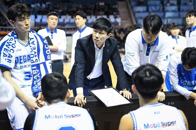 강혁 한국가스공사 감독. /KBL 제공