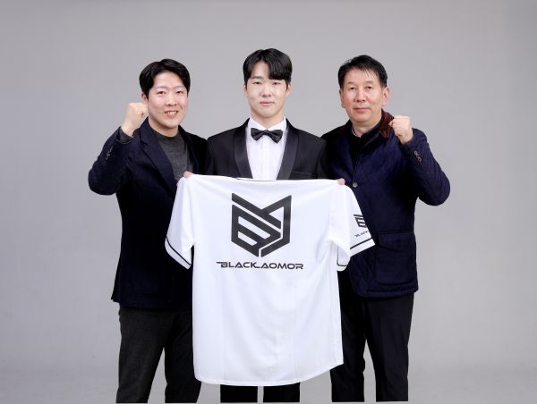 블랙아머가 공식 론칭과 함께 본격적인 마케팅에 나선다./블랙아머