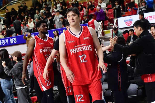 울산 현대모비스 함지훈(12번). /KBL 제공