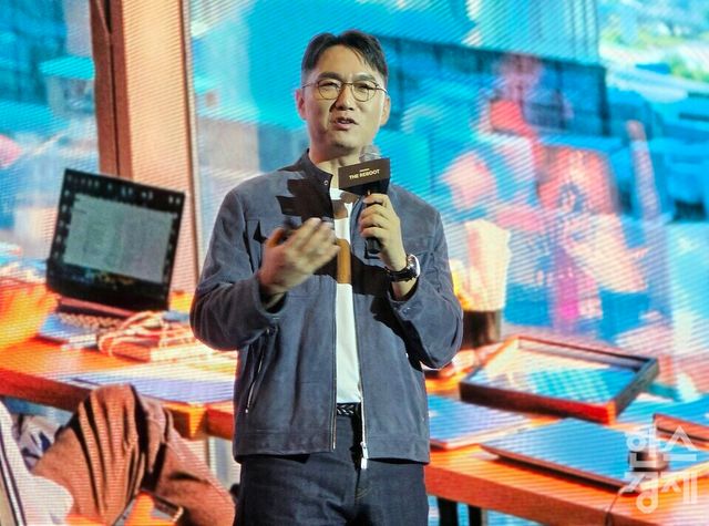 윤현준 잡코리아 대표이사가 29일 오전 서울 삼성동 그랜드 인터컨티넨탈 서울 파르나스에서 진행된 잡코리아 창립 30주년 기념 컨퍼런스 ‘잡코리아 더 리부트(JOBKOREA THE REBOOT)’ 현장에서 비전을 제시하고 있다./김종효 기자