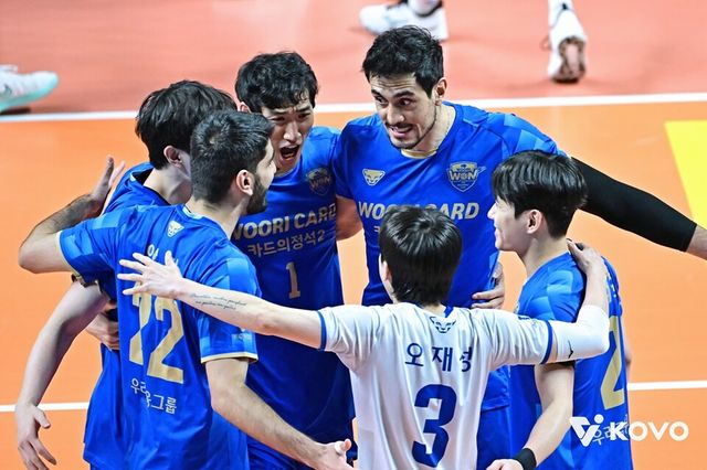 우리카드 선수단. /한국배구연맹 제공