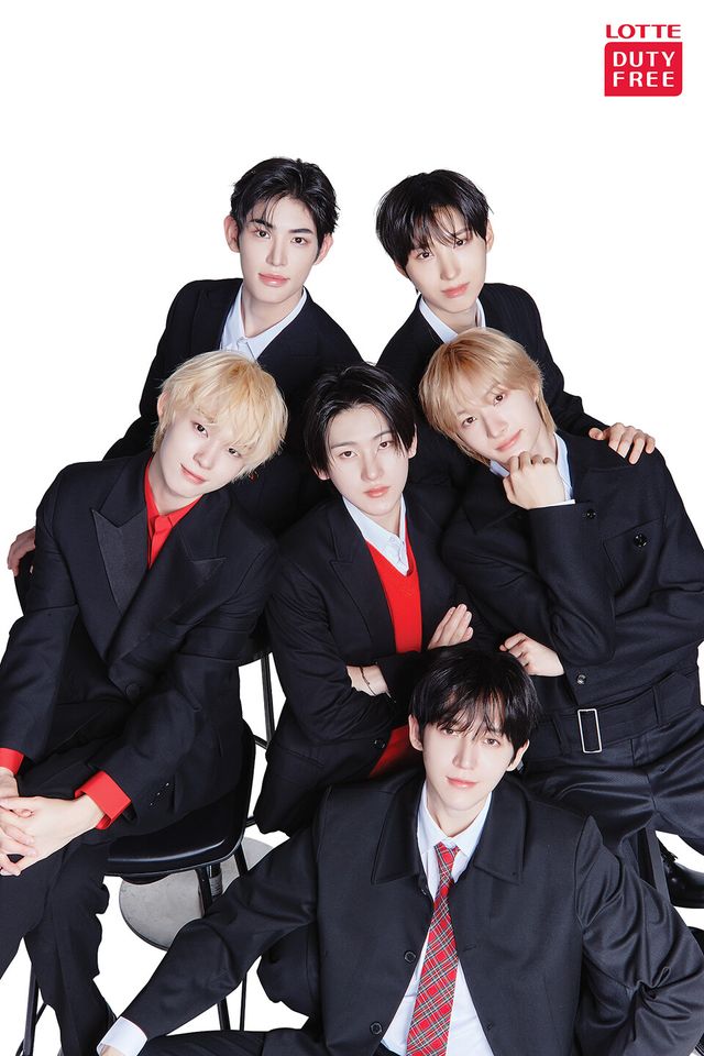 롯데면세점 모델 보이그룹 킥플립. 롯데면세점 제공./