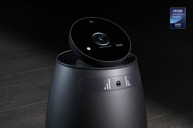 웰니스 로봇 '나무엑스'./SK인텔릭스