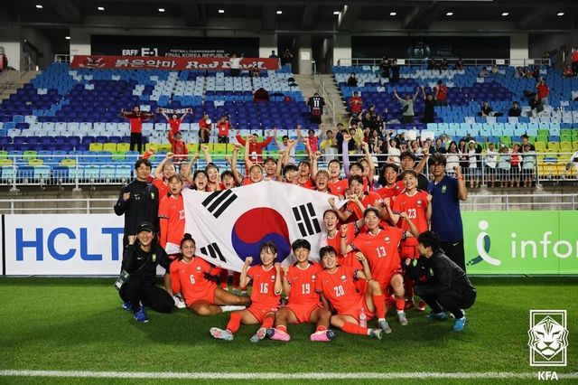지난해 7월 E-1 챔피언십에서 우승한 여자대표팀. /대한축구협회 제공