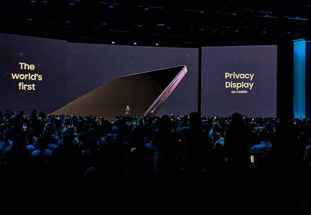 25일(현지시간) 미국 샌프란시스코에서 개최된 상반기 '갤럭시 언팩 2026'에서 삼성전자 대표이사 노태문 DX부문 사장이 기조 연설을 하고 있는 모습./삼성전자