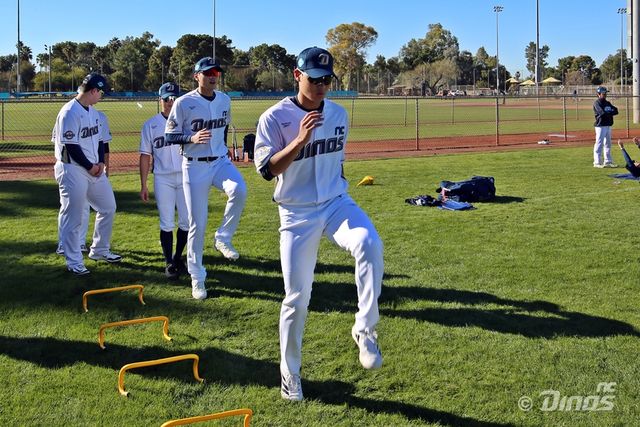 김주원(가운데). /NC 다이노스 제공