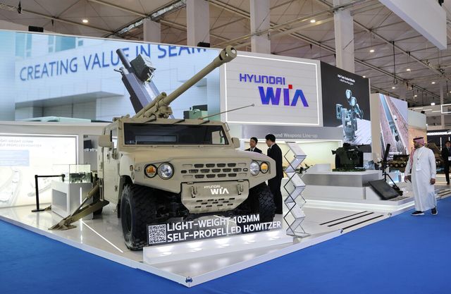 사우디아라비아 리야드에서 지난 8일 개막한 방위산업 전시회 ‘WDS 2026’에 참가한 현대위아의 전시장./현대위아