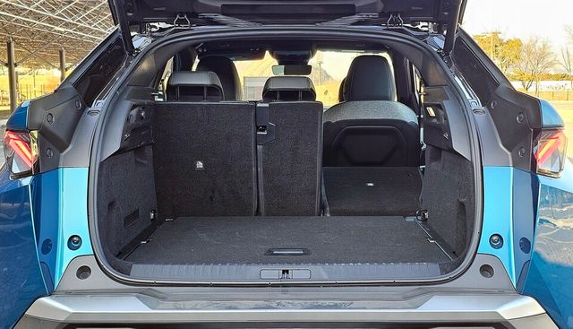 푸조 '3008'의 적재공간./곽호준 기자