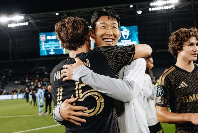 LAFC 손흥민(가운데). /구단 페이스북