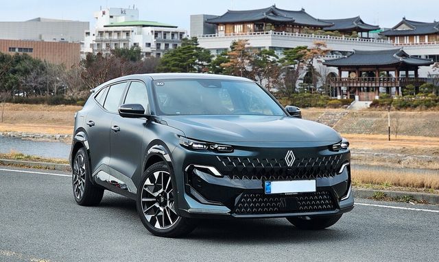 르노 '필랑트&nbsp;하이브리드 E-Tech' 아이코닉 트림의 외관./곽호준 기자&nbsp;