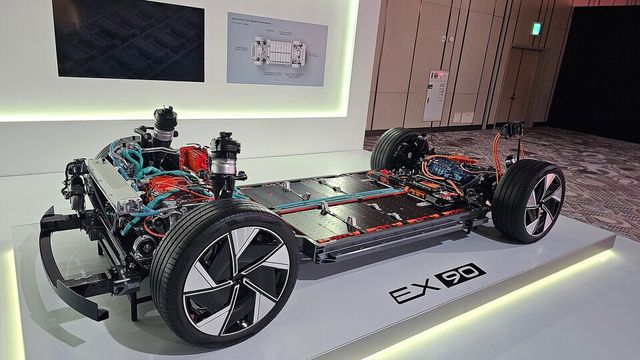 볼보 'EX90'의 800V 베터리 시스템./곽호준 기자