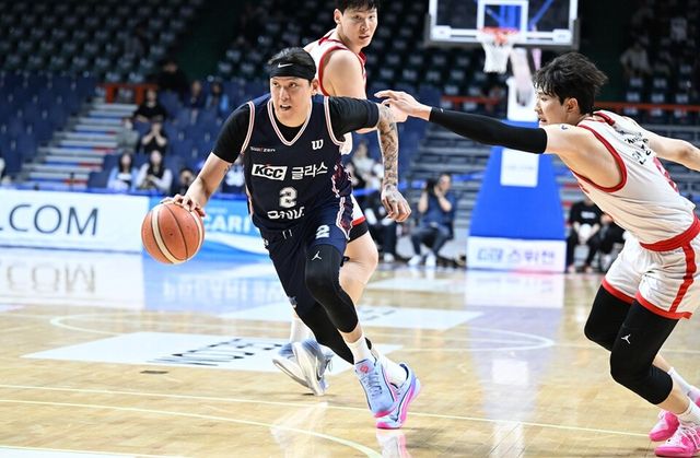 최준용이 돌파를 시도하고 있다. /KBL 제공